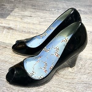 STUART WEITZMAN Black Wedge Heels